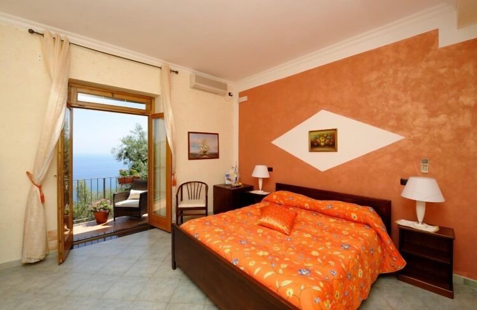 Bed and Breakfast H.H.Le Palme Amalfi Exterior foto
